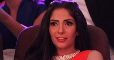 منى زكى مازحة بعد تأهل المنتخب لكأس العالم:"بروح بنها كتير بس روسيا دى جديدة"