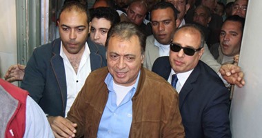 وزير الصحة يوجه بعلاج مرضى ضمور العضلات على نفقة الدولة