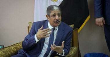 رئيس قطاع السجون ينقل 28 سجينا بالقرب من محل إقامتهم مراعاة للبعد الإنسانى