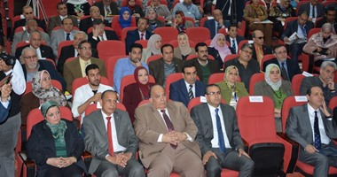 محافظ الدقهلية: هدفنا تأهيل شباب قادر على المنافسة فى سوق العمل