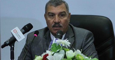 رئيس "التنمية الصناعية" ومحافظ بنى سويف يبحثان إنشاء مجمع صناعى للنباتات