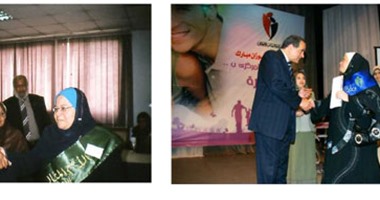 الأم المثالية عام 2008: ابنى محروم من التعيين بسبب خطأ فى التحريات عنه