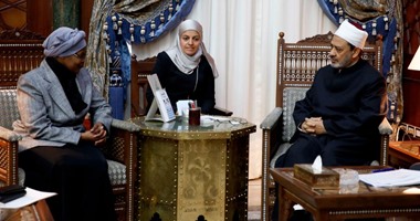 الإمام الأكبر: العالم الآن أحوج ما يكون إلى فكر الأزهر الشريف