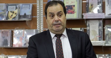 أنور مغيث: منفذ بيع لـ"القومى للترجمة" فى جامعة عين شمس وخصومات 50%