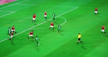 شوط أول سلبى بين مصر ونيجيريا