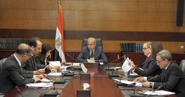 رئيس الوزراء: الاستعانة بخبرات شركة ماكينزى فى تطوير الإدارة الحكومية
