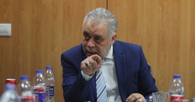 أشرف زكى: تغيير اسم مهرجان الأوائل إلى النخب المسرحى