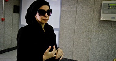 محامى الضابطين المتهمين بالاعتداء على ميرهان حسين يتهم طبيب طوارئ الهرم بالتزوير.. ويطالب بفحص دفتر التقارير الطبية والاستماع لشهادة مدير المستشفى.. ويؤكد: الكشف عليها ليس من اختصاصاته
