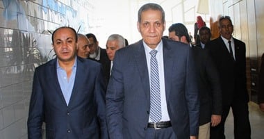 "التعليم" تحقق فى واقعة تحرش معلمين بطالبات فى مدرسة العجوزة الثانوية