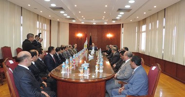مدير الأمن العام خلال لقائه ضباط البحث الجنائى:الوطن فى مرحلة صعبة تحتاج بذل الغالى والنفيس.. جهزوا المعلومات والسلاح قبل المأموريات.. جاد الحق:لا تفتعلوا المشاكل مع المواطنين وطبقوا القانون دون تجاوز
