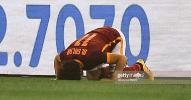 بالفيديو.. صلاح ينفرد بصدارة هدافى روما فى الدورى الإيطالي بـ11 هدفا