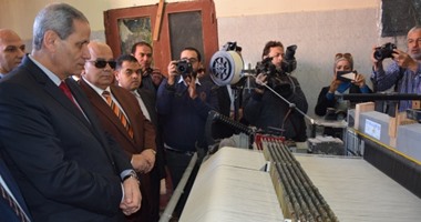 بالصور.. وزير التعليم لـ"طلاب المنصورة الصناعية": "تعلموا ما ستعملون به"