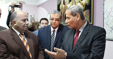 بالصور.. وزير التعليم من الدقهلية: طلاب الثانوية العامة يخوضون الامتحانات مرتين فقط.. الهلالى: مكافأة المدرسين فى موعدها دون توزيع على الشهور.. استقدام "صنايعية" من الخارج لتدريب طلاب "الفنية"