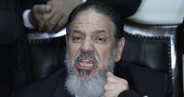 "المحامين" تباشر التحقيق مع منتصر الزيات فى شكوى ترويجه شائعات تضر النقابة