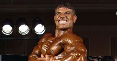 أنور العماوى بطل كمال الأجسام الذى رفض التجنيس فى أمريكا