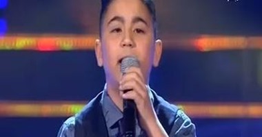 بالفيديو.. أمير عمورى يغنى "لزرعلك بستان ورود" فى the voice kids