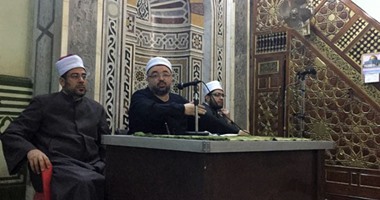 بالصور.. انطلاق مجالس الإفتاء من مسجد ناصر بأسيوط.. "تعاملات البنوك والربا وزواج المتعة والشهادة أمام المحاكم والشيعة" أبرز أسئلة مجلس.. مدير الفتوى: مصر سنية إلى ما شاء الله