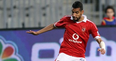 مؤمن زكريا يصل معسكر المنتخب استعدادا لرحلة نيجيريا