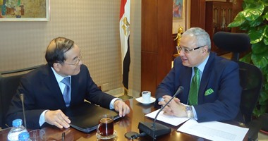 وزير السياحة يبحث مع السفير الصينى تعزيز معدلات حركة السياحة الوافدة