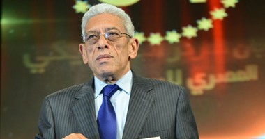 داوود عبد السيد يشهد مناقشة كتاب "داود عبد السيد.. سيرة سينمائية"