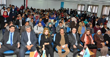 بالصور.. جامعة دمنهور تنظم ندوة تثقيفية عن دور الشباب فى حماية الامن القومى