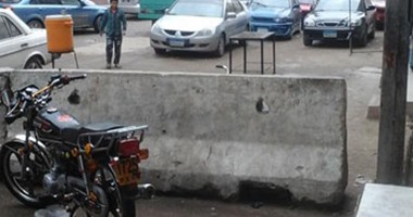"صحافة المواطن": بالصور.. أهالى بلبيس شرقية يعانون من غلق الطريق الرئيسى