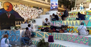بالصور.."خلى فنون جميلة" فعالية دشنها طلاب جامعة الإسكندرية لتطوير الكلية
