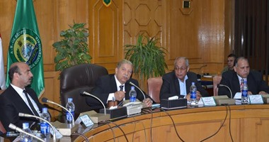 محافظ الإسماعيلية يستقبل وفد كلية الحرب العليا لأكاديمية ناصر العسكرية