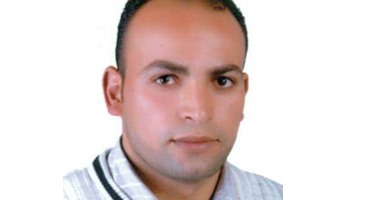 "الشحات "أول شهيد إسعاف بسيناء.. بدأ عمله فى مرفق الإسعاف منذ 6 سنوات.. أب لطفلين وعرف عنه الكفاءة فى العمل والإقدام لإنقاذ حياة المصابين.. والمحافظة تقرر إلغاء حفل زفاف جماعى احتراما للشهيد