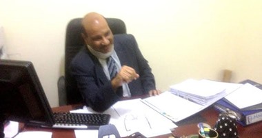 رئيس شركة مياه شرب القناة يشيد بعطاء رئيس القطاع التجارى