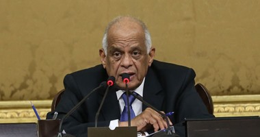 رئيس مجلس النواب يهنئ شريف إسماعيل على تجديد ثقة السيسى فى الحكومة