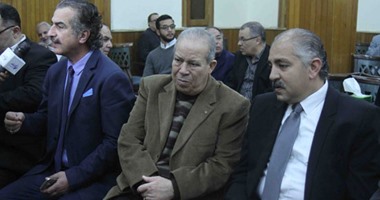 بالصور.. العامرى والدهشورى وشلتوت فى عزاء حسن مختار