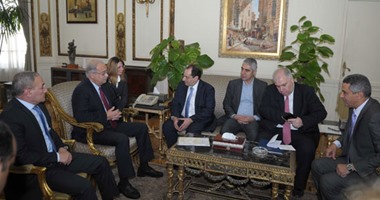 رئيس الوزراء لوزير النقل اليونانى: نتطلع لتعزيز التعاون بين البلدين