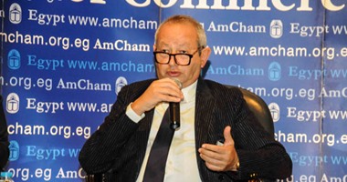 ساويرس: المستثمر يجب أن يملك عضلات ومعى دكتوراه فى التعامل مع البيروقراطية