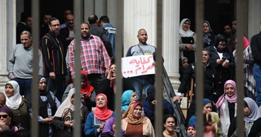 بالصور.. وزير الاتصالات يدعو إلى اجتماع لمجلس المصرية للاتصالات وممثلى العاملين