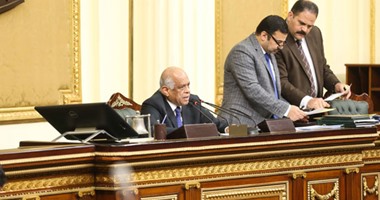 رئيس البرلمان يوجه الشكر للنواب بعد إنجاز مشروع اللائحة