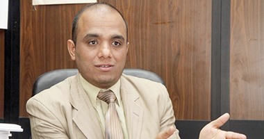يسرى العزباوى: تعدد الأيديولوجيا فى "المصرى الديمقراطى" يزيد الصراع مستقبلا
