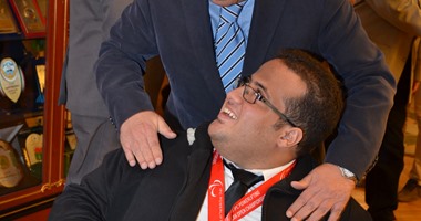 جامعة مصر للعلوم تنفى التعنت مع الطالب عمرو فاروق.. وتؤكد: نعتز ونفخر به