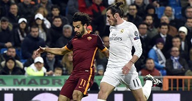 مشاهد حزينة وسعيدة فى موقعة ريال مدريد وروما.. جماهير الملكى تشجع توتى وتهاجم رونالدو.. صلاح يضيع فرصة دخوله التاريخ.. عودة رودريجيز للتهديف.. والذئاب تودع بشرف