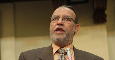 الدفاع يطلب التأجيل فى أولى جلسات الطعن على حبس القيادى الإخوانى
