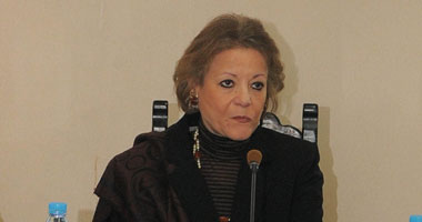 بالصور.. فايزة أبو النجا: محور قناة السويس لن يكون إلا للمصريين
