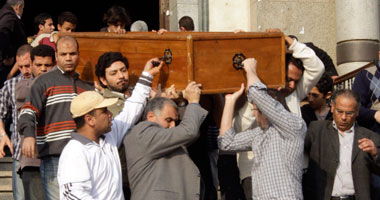 بالصور.. الفنانون يتغيبون عن تشييع جثمان سيد عبد الكريم