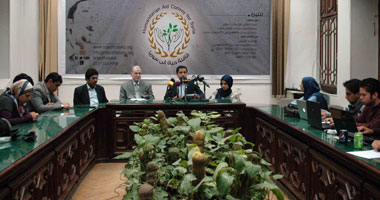 عبد الرحمن يوسف يعلن عن تنظيم قافلة "حياة" لدعم الشعب السورى..ويؤكد هناك 4 ملايين سورى يعانون من جراء القصف..85 ألف قتيل منذ مارس 2011.. الخوف من العنف الجنسى أصبح أحد الأسباب الأساسية للفرار من سوريا