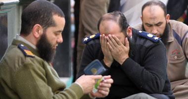  الضباط الملتحون  ينقلون تظاهراتهم للبوابة 3 لقصر الاتحادية