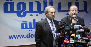 قضايا الدولة تعد مذكرة الدفاع فى قضية إغلاق مقرات "الإنقاذ" و6 إبريل