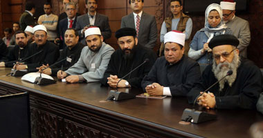 شيخ الأزهر يلتقى الوعاظ والقساوسة لترشيد الخطاب الدينى