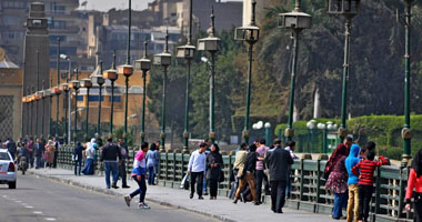 وقفة تيار الاستقلال أمام بوابة جامعة الدول تتسبب فى ارتباك مرورى