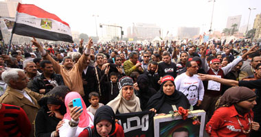 طارق العمرى يكتب: يا شعب مقسوم