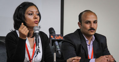 نشطاء ينظمون مؤتمرا صحفيا للتعريف بحملة "يعنى إيه رئيس"
