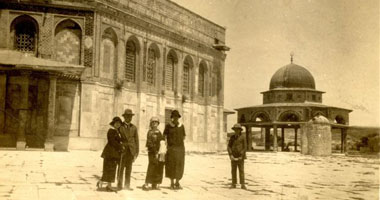 ننشر الحلقة السادسة من الكتاب القنبلة "أهوال ضد المسجد الأقصى".. بدأت الحرب النفسية ، واحترسوا من اليونسكو 